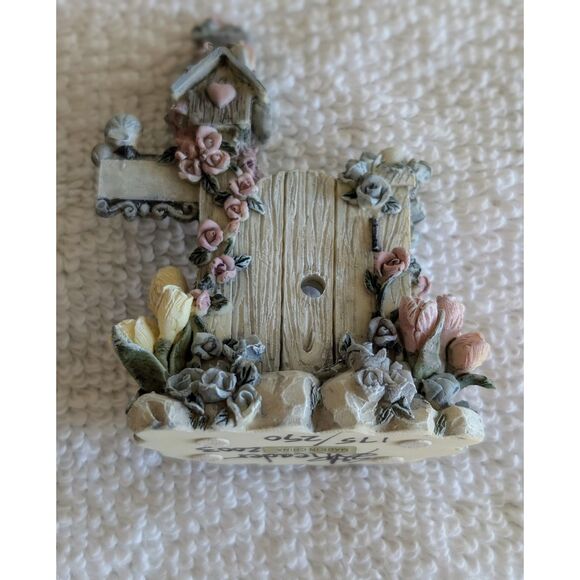 Ivy & Innocence Figurine #05183 – “The Garden Gate” Collectable - Picture 2 of 9